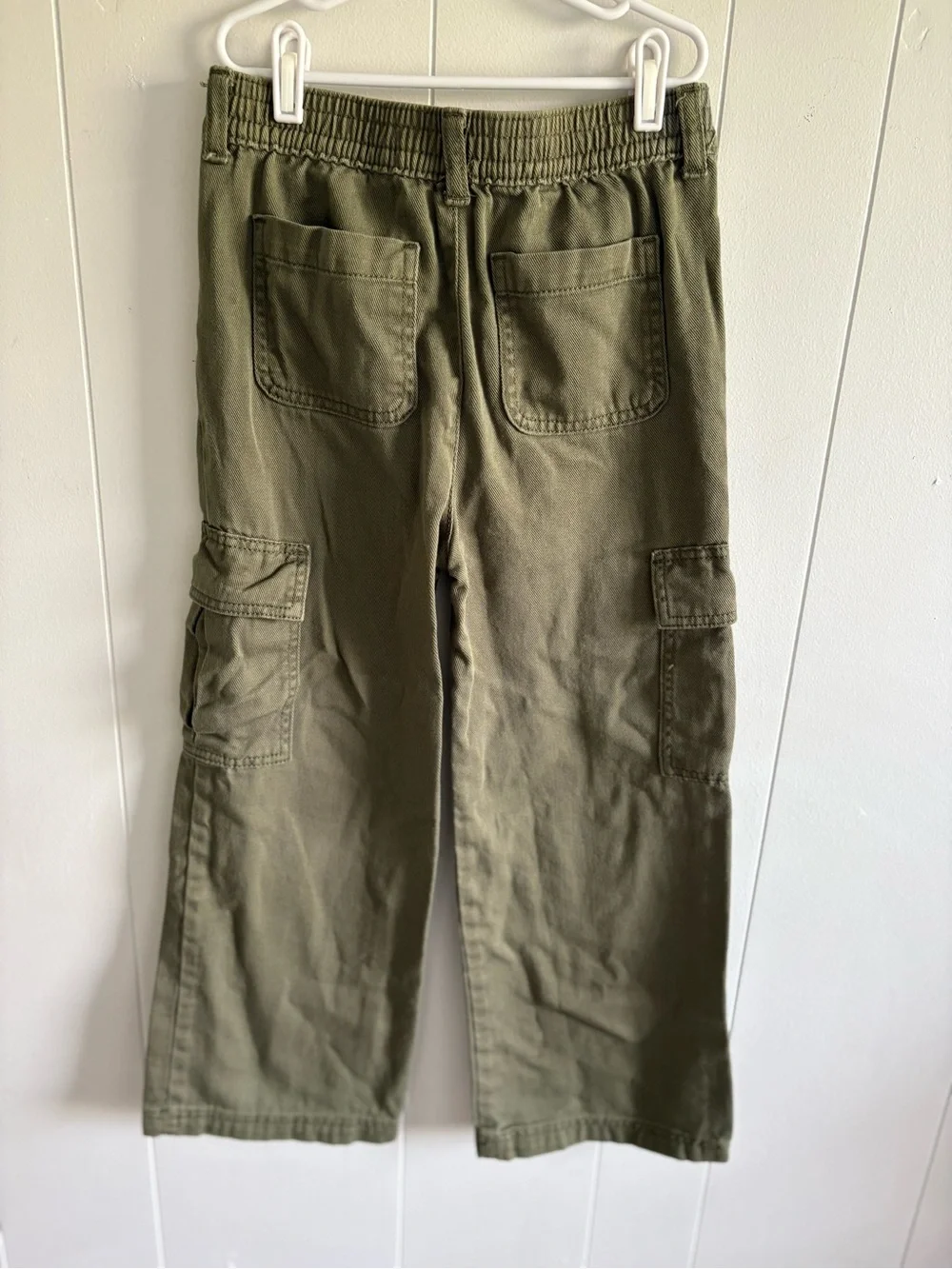 Girls 8 Old Navy Olive Cargo Pants Wide Leg Pull On Style